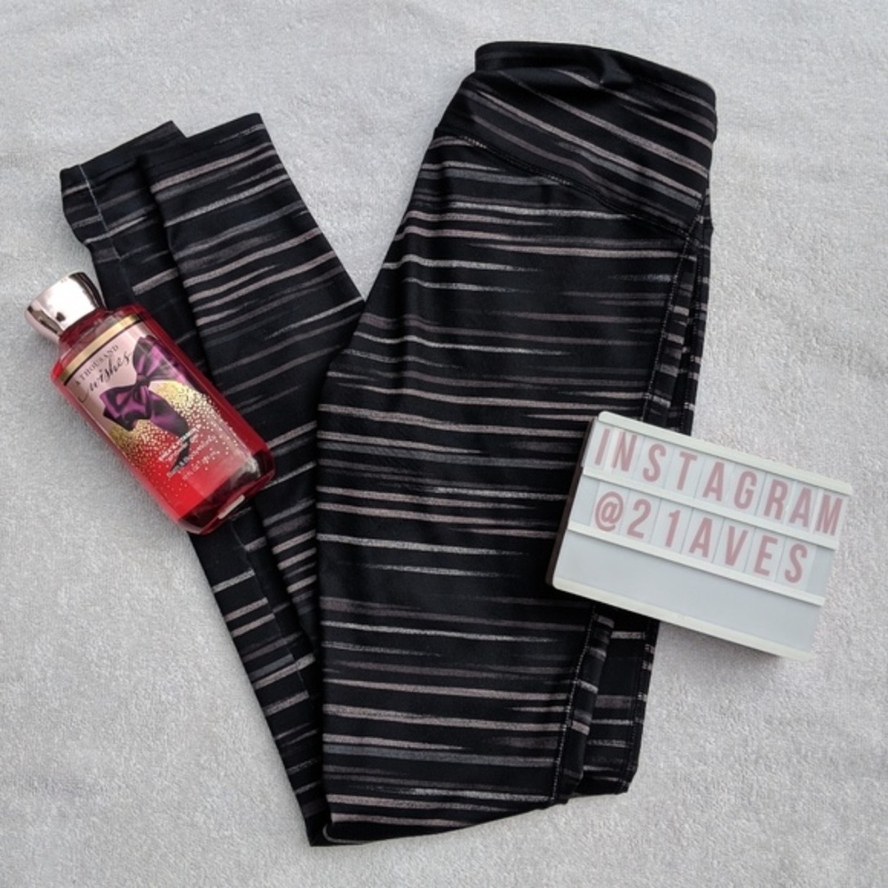 NWOT Black Striped Columbia Leggings Size XS